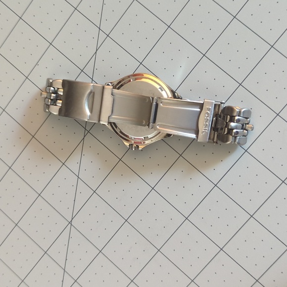 Fossil Watch - Picture 3 of 6